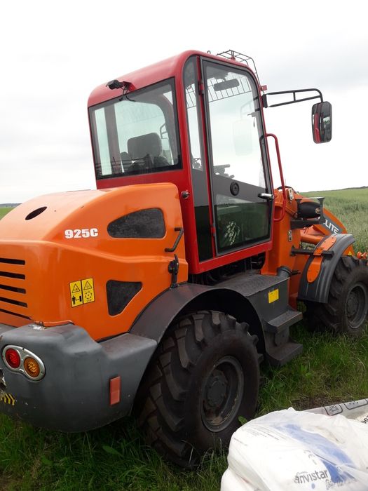 Ładowarka przegubowa Aglite 925 c