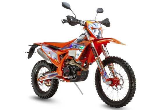 Новинка в АРТМОТО STM (STN) V9 Enduro