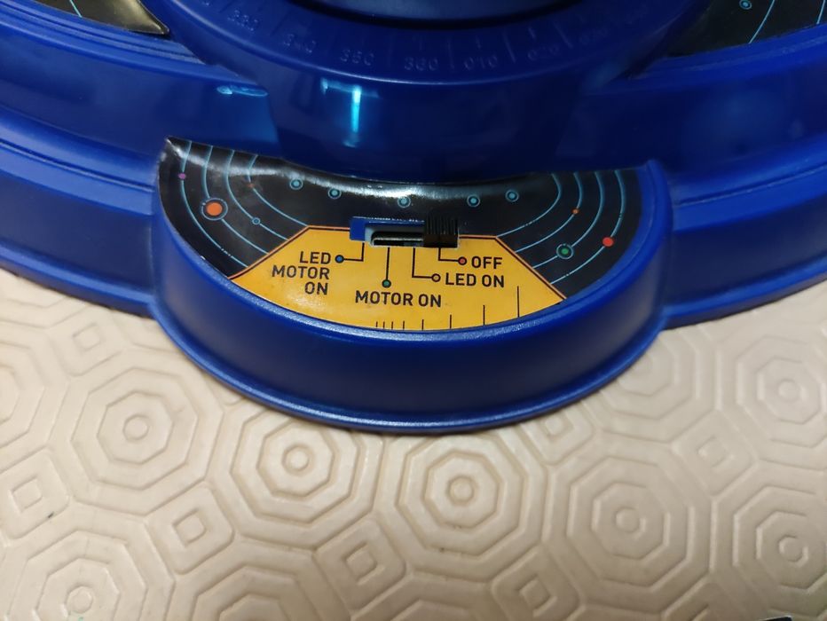 Jogo criança educativo sistema solar clementoni