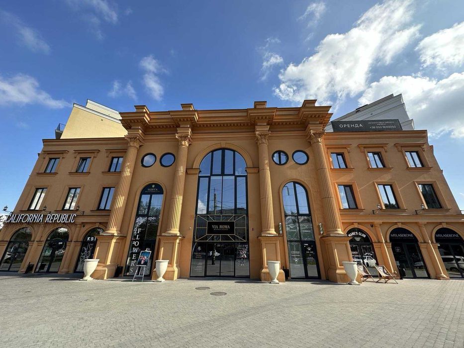 ЖК Виа Рома. 73  м. Кухня гостиная и 2 комн. Мебель, техника. Таирова