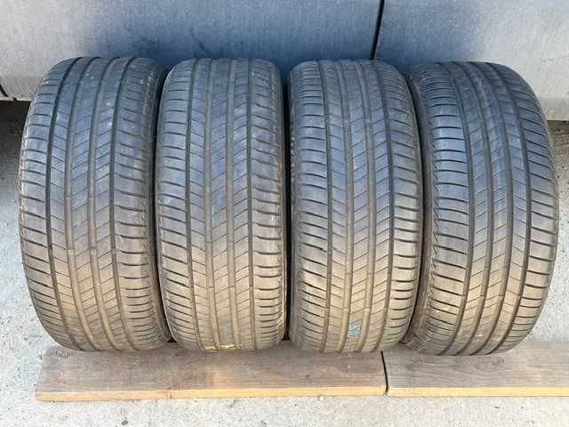 Komplet opon letnich 245/45R18 Bridgestone
