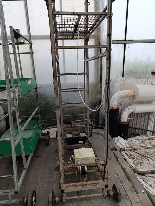 Wózek do pielęgnacji pomidorów, ogórków