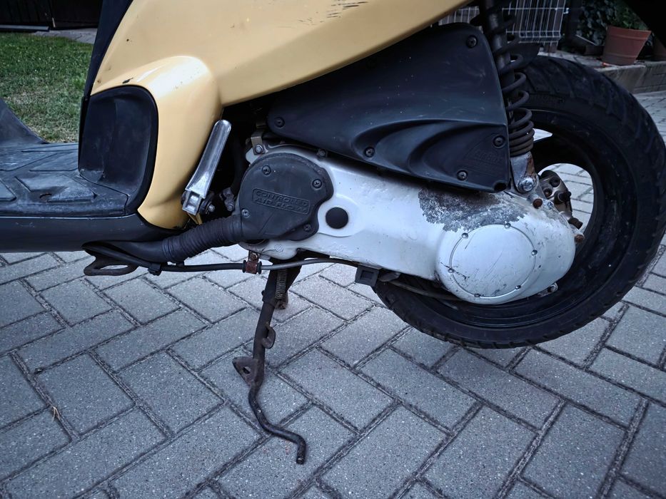 Skuter marki piaggio