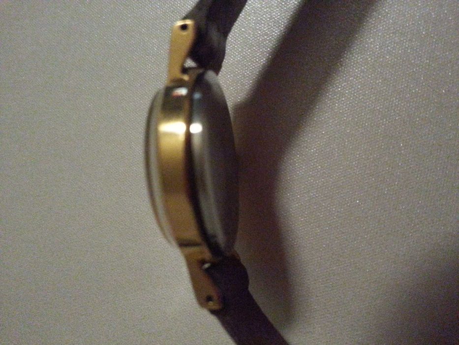 Zegarek mechaniczny Zarja 21 kamieni.