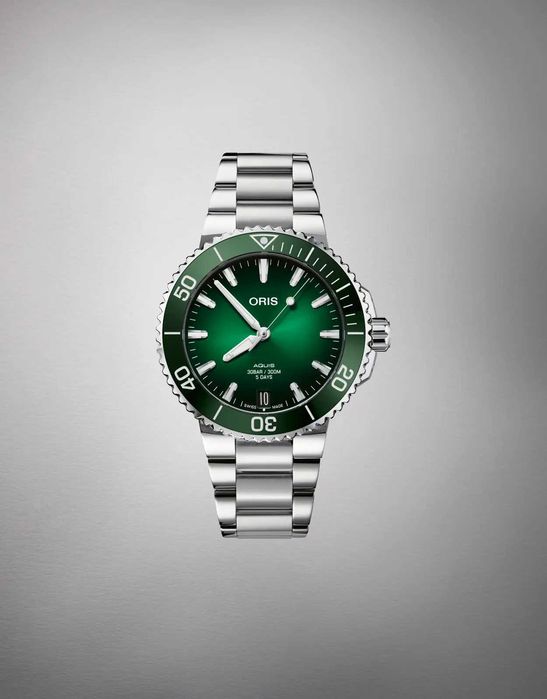 Relógio Oris Aquis Date 400