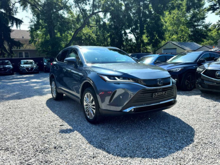 Toyota Venza Limited      2022