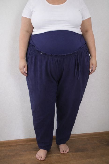 C&A MAMA, nowe ciążowe, r. 46 xxxl. Bawełna 
Bawełna i elastan 5%. P