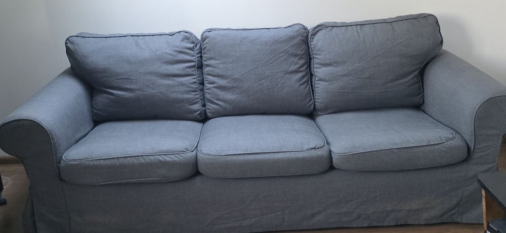 Sofa IKEA szara.