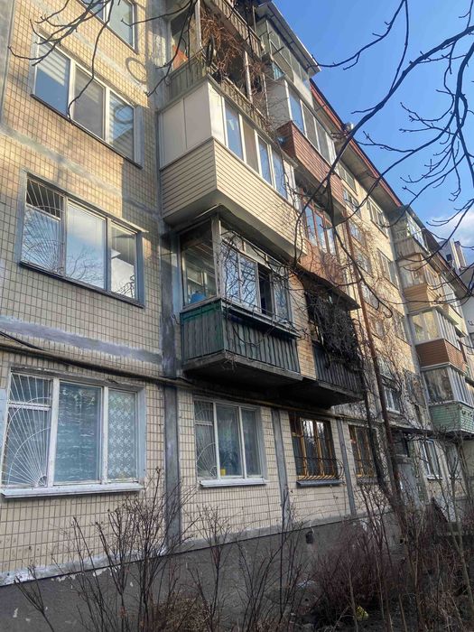 Продам кімнату в комуналці по вул. Турчина Ігоря