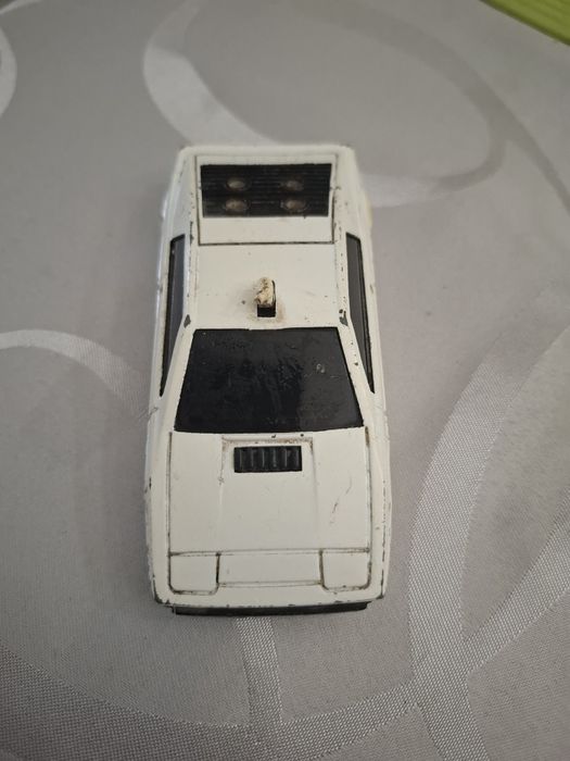 Carro de coleção-Lotus Esprit do James Bond 007