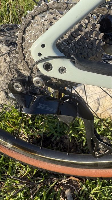 Specialized Diverge Carbon (Tam.M) Eletrónica & Rodas Carbono