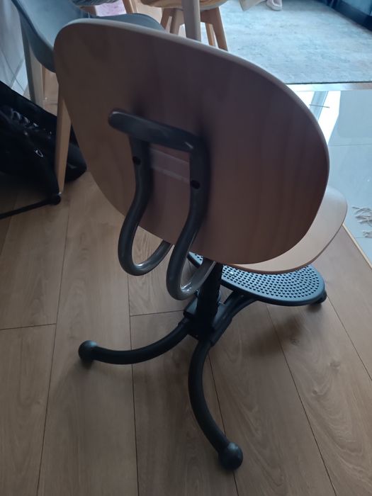 Krzesło krzesełko fotel Casper Kinnarps regulowane