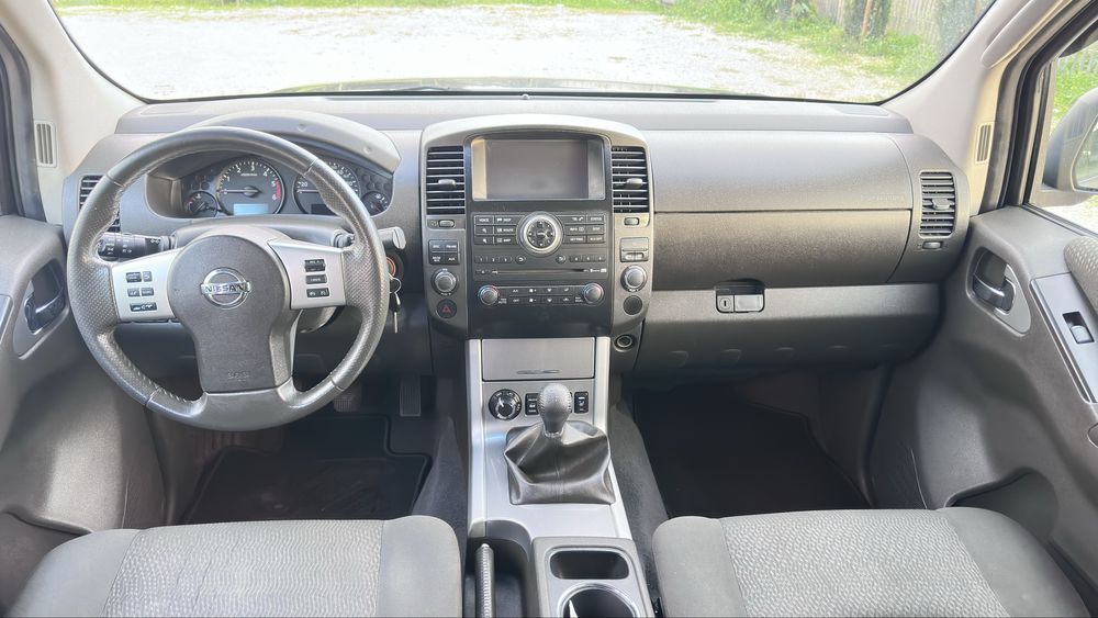 Nissan Navara D40 190cv