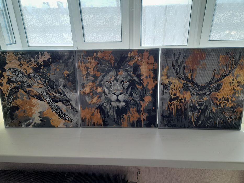 Триптих картин "Добробут. Захист. Сила" в техніці алмазної мозайки .