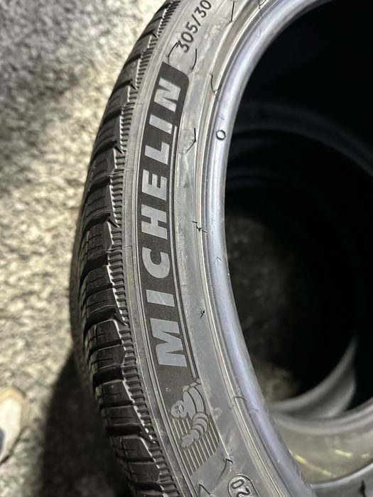 Шини зима 305/30/21 Michelin R21 пара 99% резина