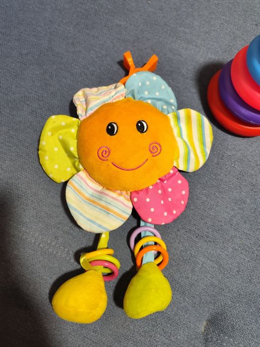 Солнышко в коляску и пирамидка