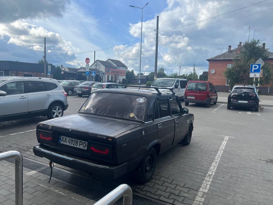 Ваз 2107 авто в доброму стані