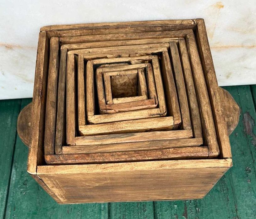 Oito Caixas artesanais rusticas feitas de sobras de pinho