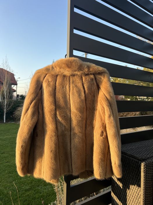 Futko z norek stan idealny midowo beżowe