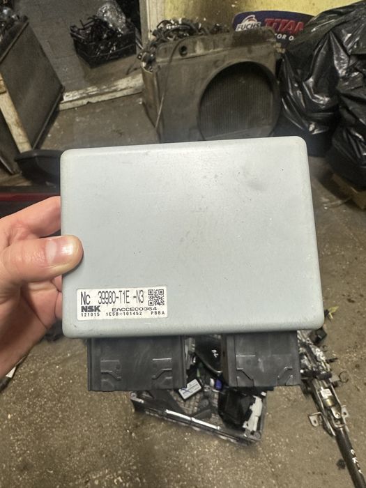Блок гідропідсилювача руля модуль Honda CR-V 12-16 39980-t1e-N3