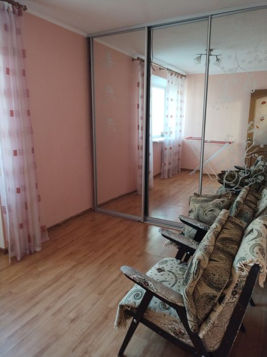 Сдаётся 2х комнатная квартира площадь Победы