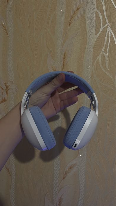 Продаю игровые безпроводные наушники Onikuma b2