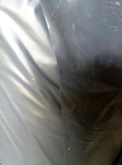 пленка ПВХ черного и серого цвета в рулонах