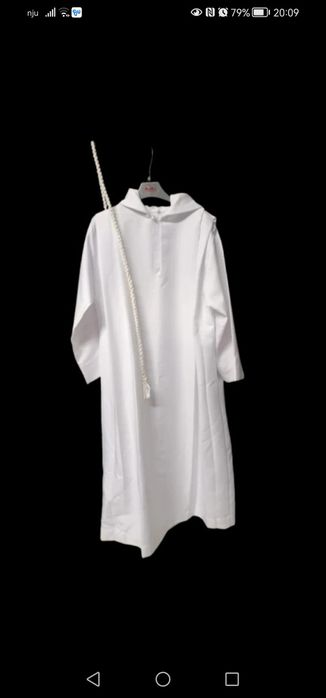 Alba komunijna, ministrant