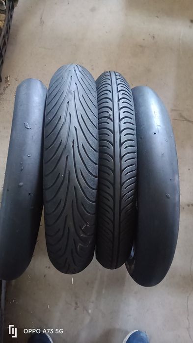 Pneus competição moto jantes 17