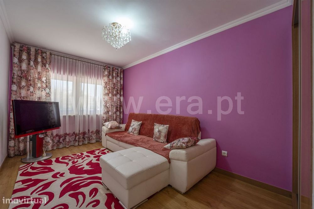 Apartamento T2; Cruz de Pau