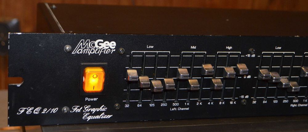 McGee Amplifier Equalizer graficzny 2x 10 zakresowy
