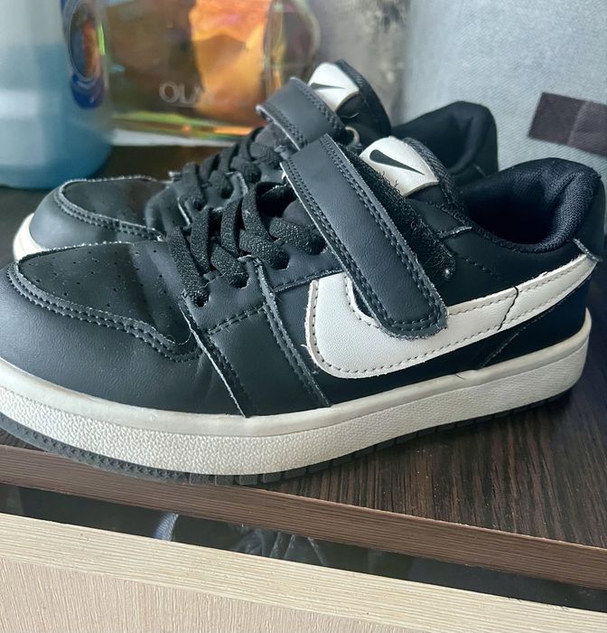 Кросівки на хлопчика