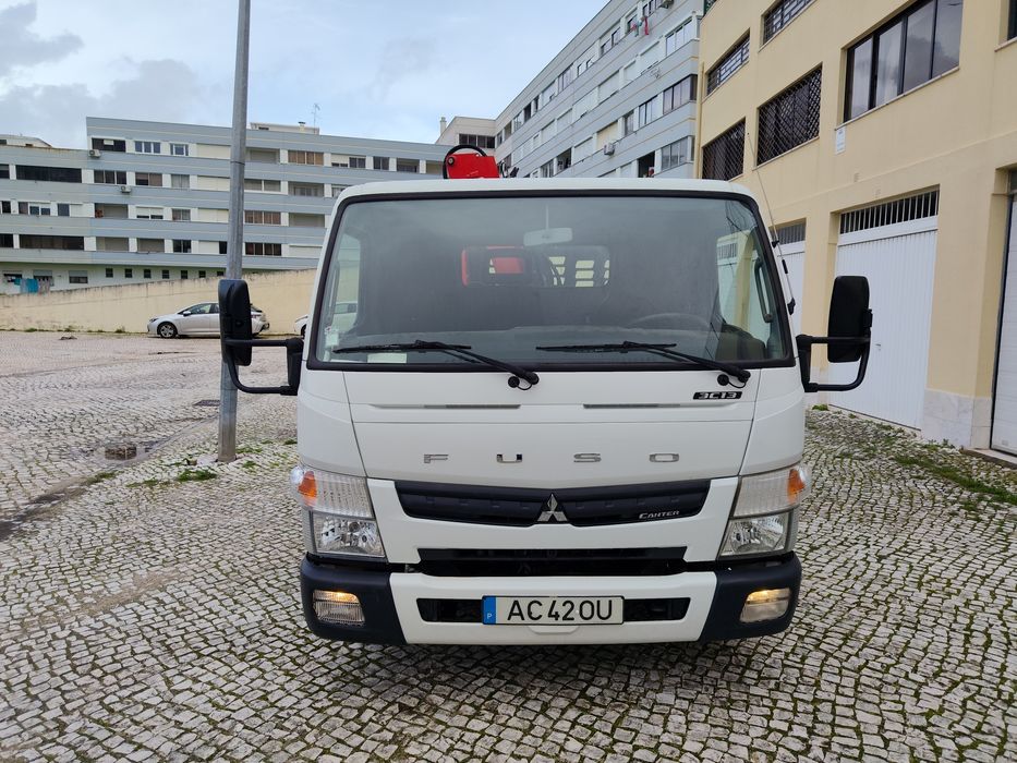Mitsubishi Canter Fuso Ligeiro