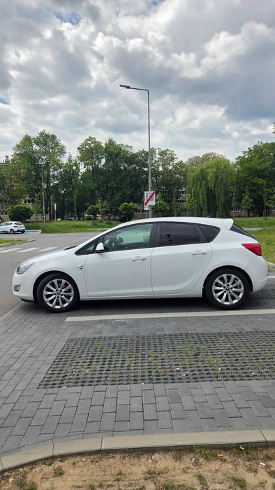 Opel Astra J 2012r