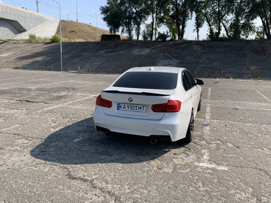 Продам BMW F30.