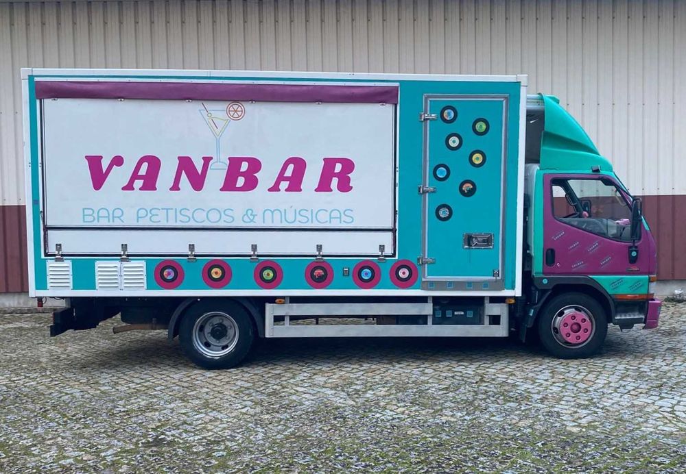 Mitsubishi Canter roulote bar Food Truckr
