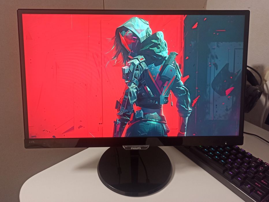 Стильный IPS монитор 23" Philips 237E7Q — Безрамочный / HDMI / Full HD