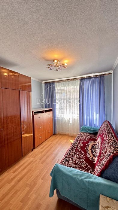 Продам 2 кімнати в гуртожитку Подільський р-н Електриків 26/30 Рибальський острів