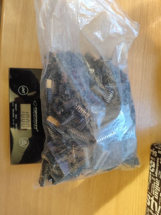 Układy scalone złom elektroniczny odzysk metali  1kg ttl logika seria 74