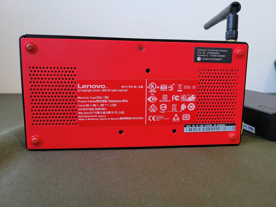 Мини ПК Lenovo ThinkCentre M75n Nano Ryzen 3 Pro 8/128Gb m.2 Wi-Fi