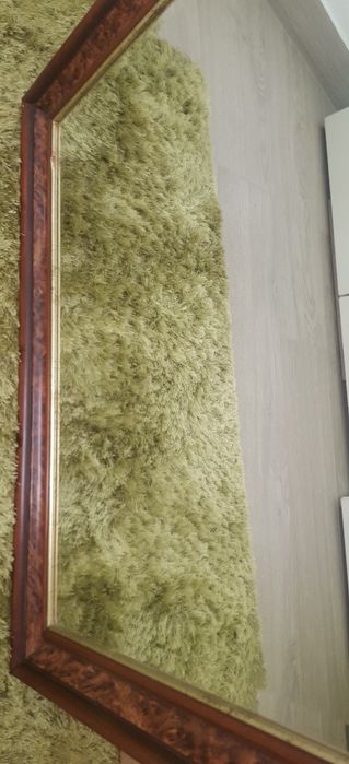 Quadros e espelho de entrada