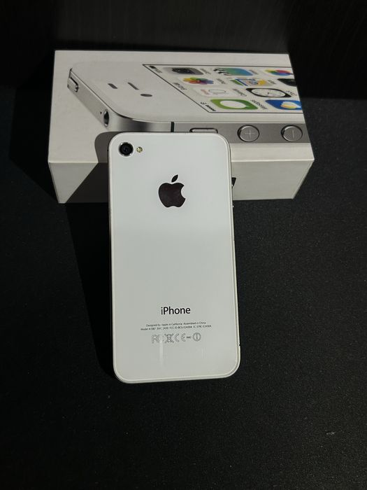 Apple iPhone  4S