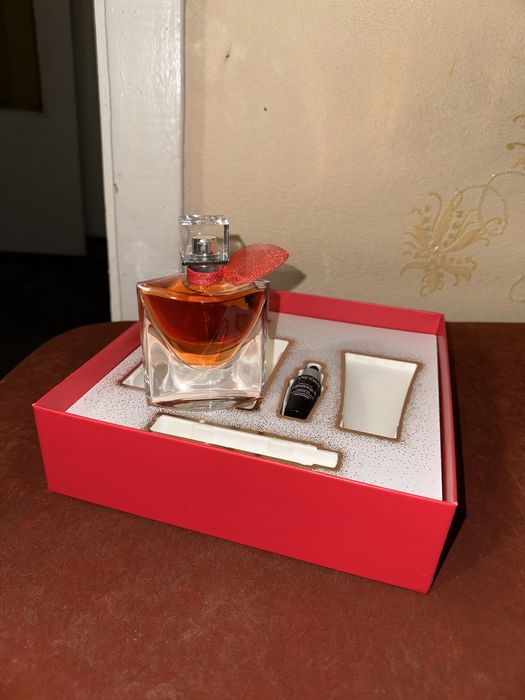 Подарочный набор Lancome La vie est belle Intensement абсолютно новый