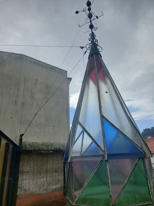 Claraboia com vitrais