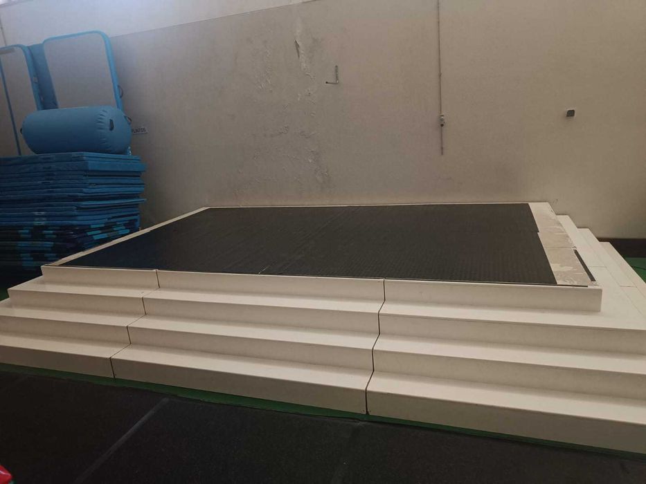 Palco para Aulas/Entretenimento