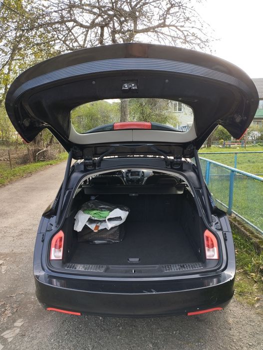 Інсігнія 2015 чорна