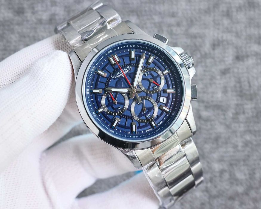 Годинник автоматичний Longines Conquest V.H.P. Chronograph (Reference L3.717.2.66.6), featuring a 42mm112