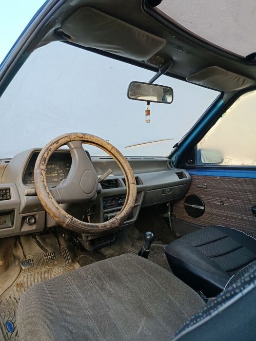 Продам автомобіль нісан мікра к10