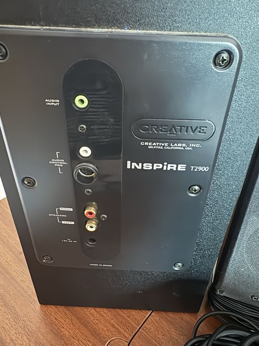 Colunas Creative T2900