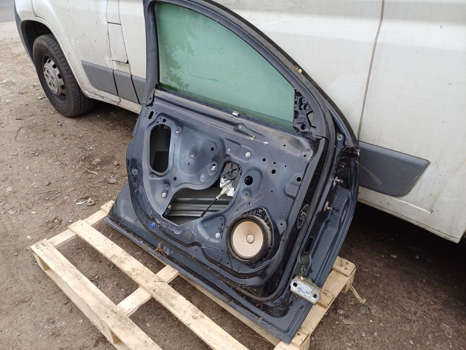 Opel insignia A drzwi lewy przód przednie lewe kierowcy